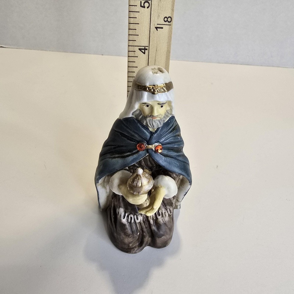 Nativity Set Porcelain Wiseman Figure Replacement Part Vintage - Picture 9 of 9